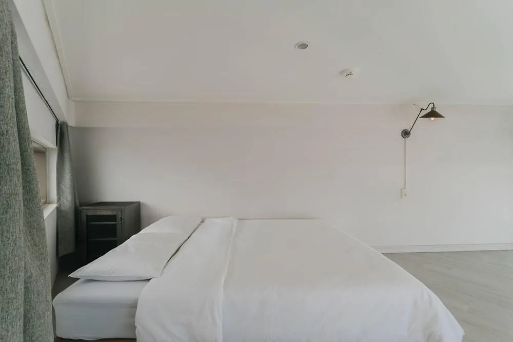 Hotel Grim House Busan 0*,